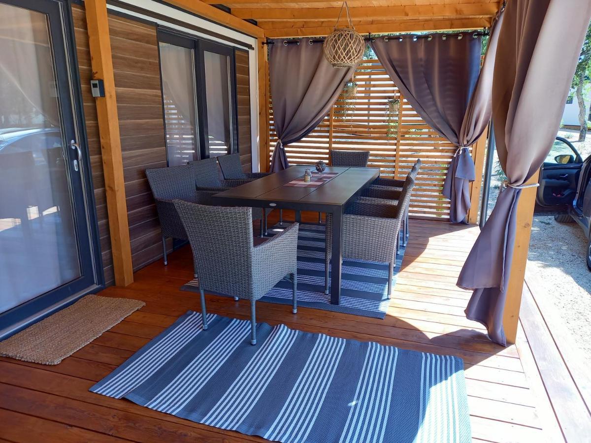 Mobile Home Agava 2 Биоград на Мору Екстериор снимка